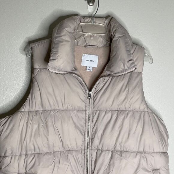 Old Navy Frost Free Puffer Zip Vest Icelandic Mineral Size XL - Picture 6 of 15